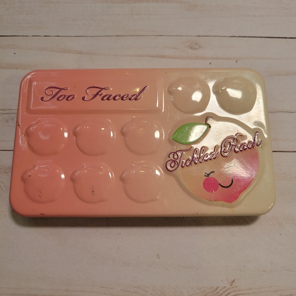 Too Faced Tickled Peach Mini Eyeshadow Palette